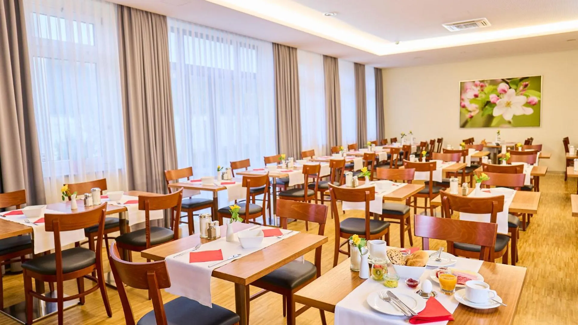 Hotel Apfelbaum Erding 3*,  Germania